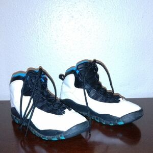 Jordan Kids Sneakers - Black, White, and Blue